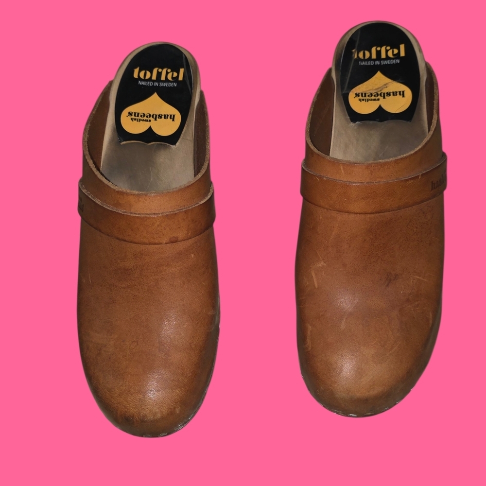 Swedish Hasbeens Brown Leather Clogs